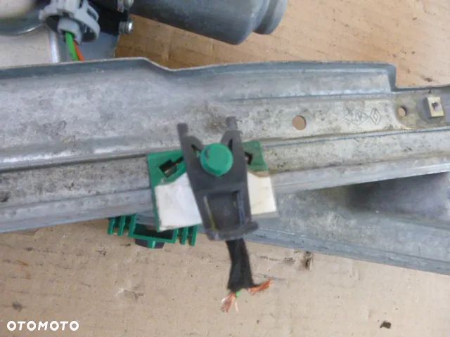 PODNOŚNIK SZYBY PRAWY PRZÓD PRAWY PRZEDNI RENAULT CLIO III 3D - 6