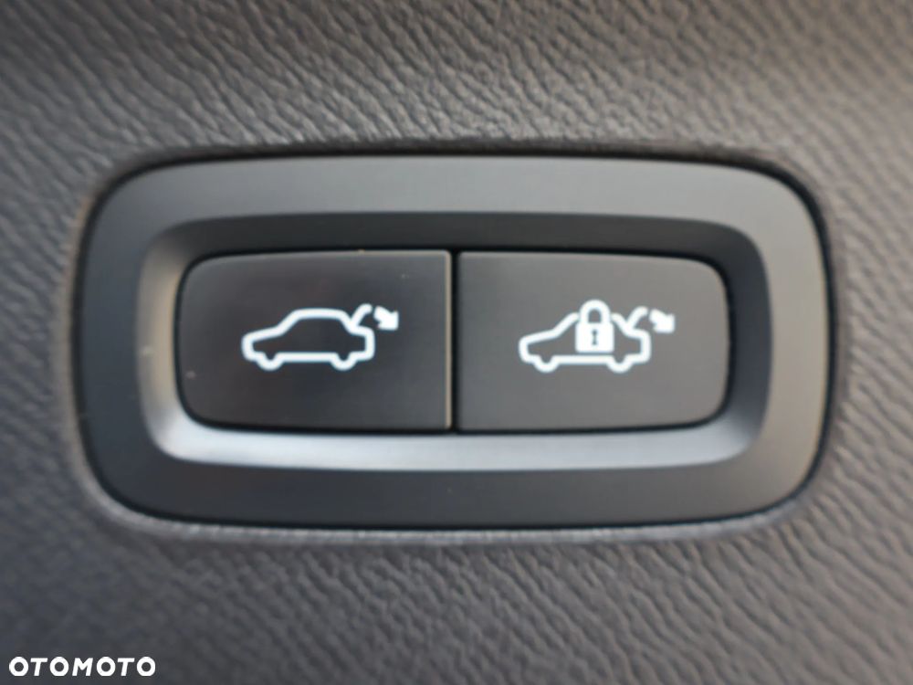 Volvo XC 90 B5 B AWD Inscription - 18