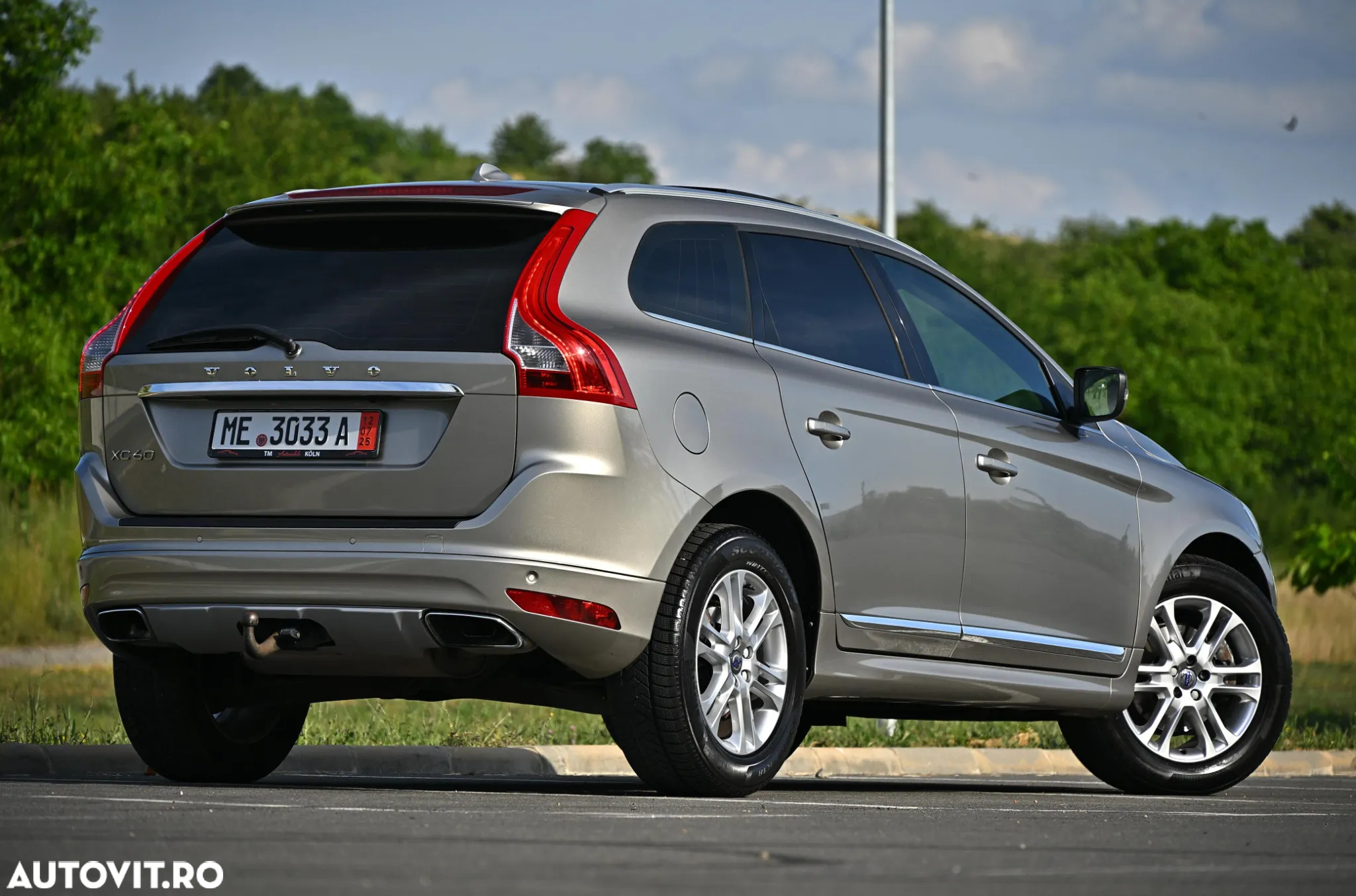 Volvo XC 60 D4 Geartronic Summum - 3