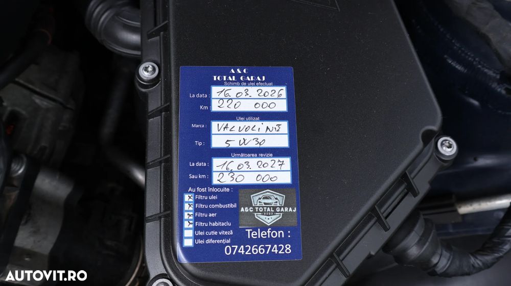 BMW Seria 1 118d Aut. - 38