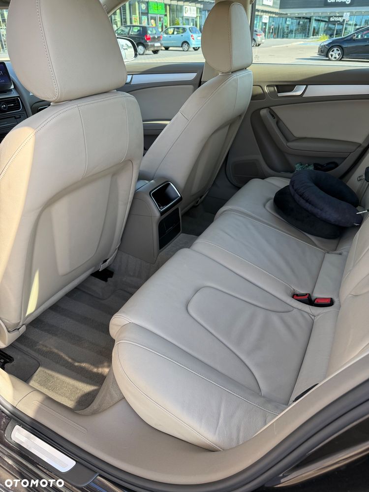 Audi A4 Avant 2.0 TDI Multitronic - 11