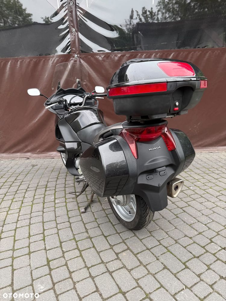 Honda NT - 12