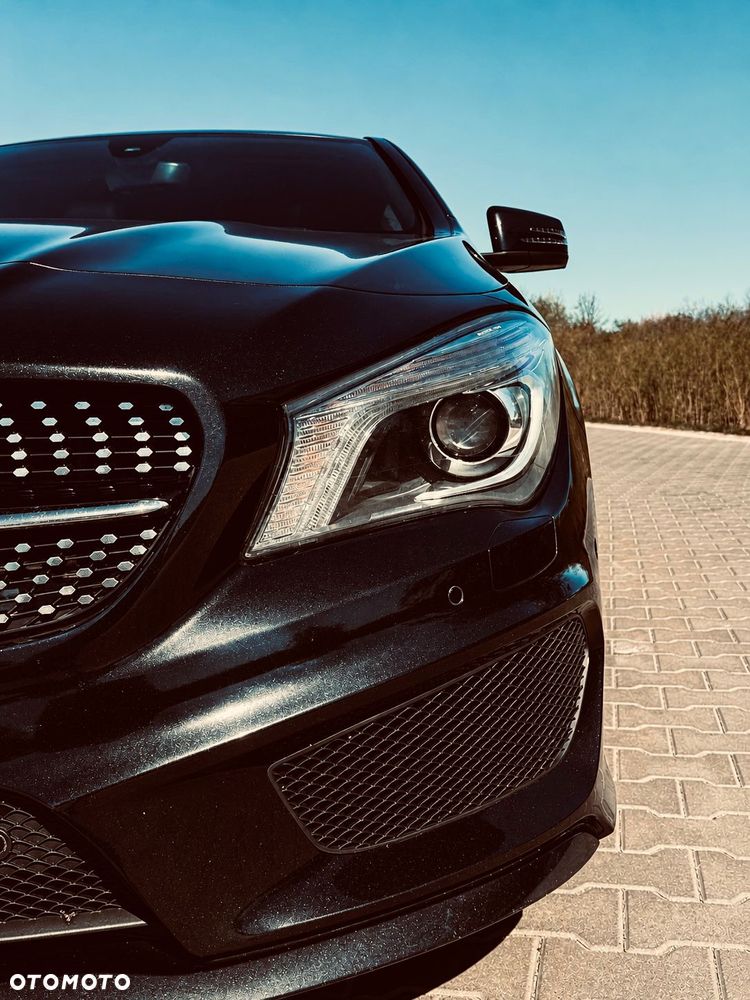 Mercedes-Benz CLA 200 7G-DCT AMG Line - 4