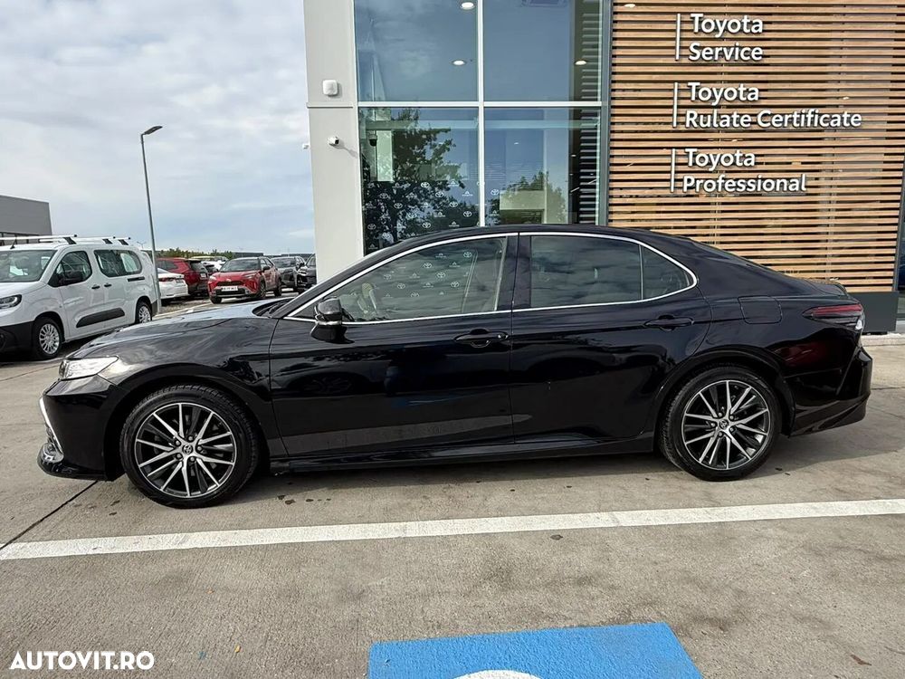 Toyota Camry 2.5 Dynamic - 6