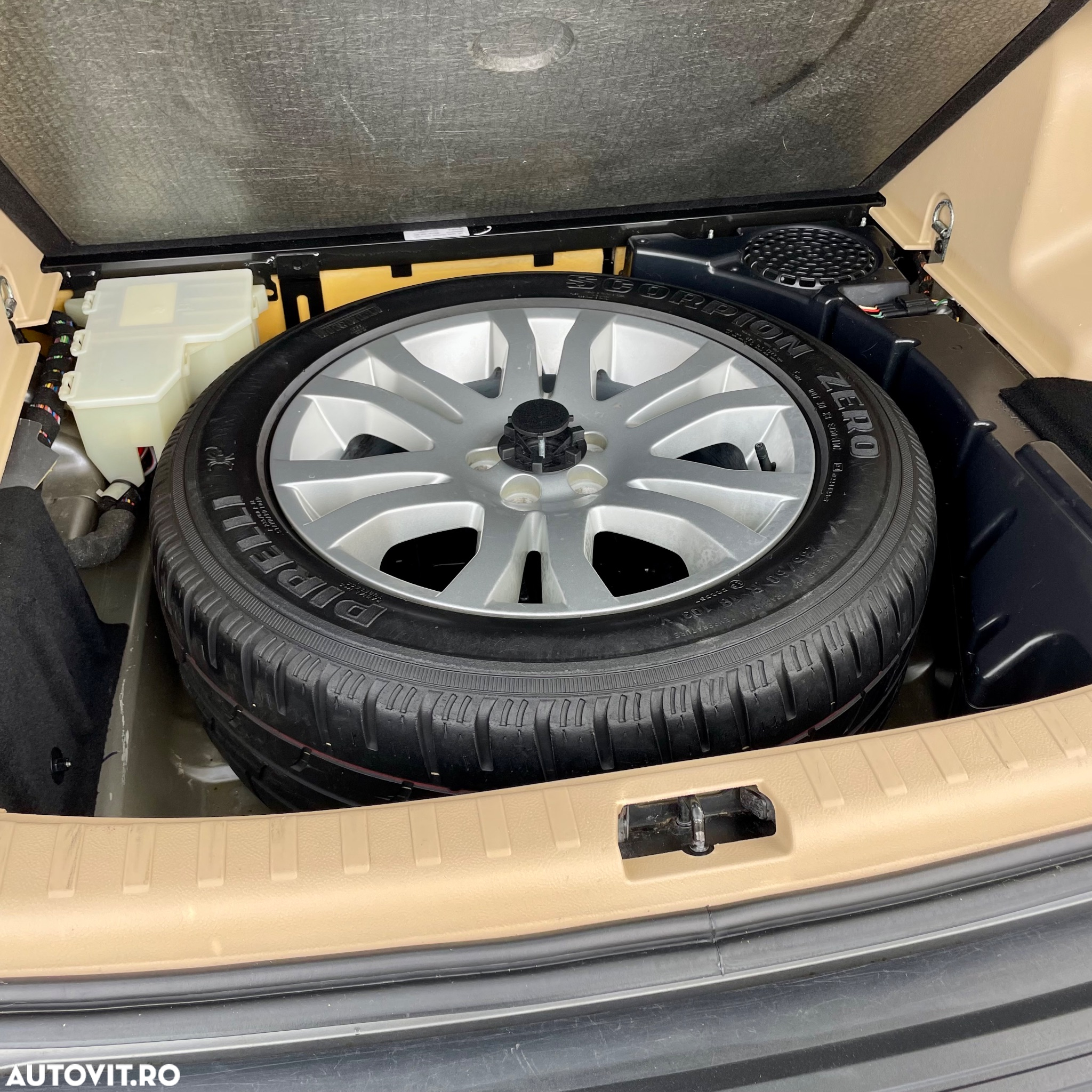 Land Rover Freelander - 27