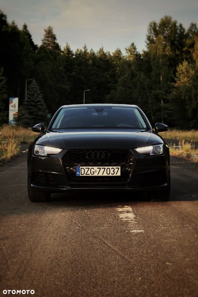 Audi A4 Limousine - 9