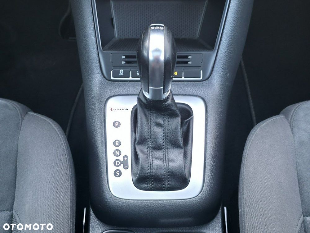 Volkswagen Tiguan - 20