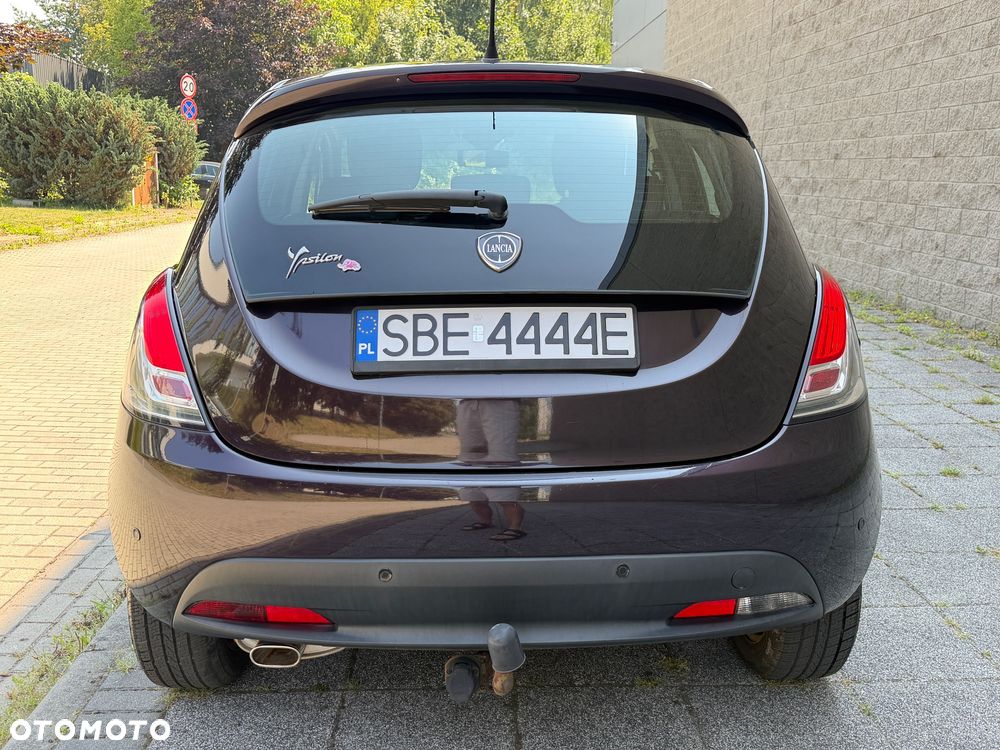 Lancia Ypsilon 1.2 8V Elefantino S&S - 6
