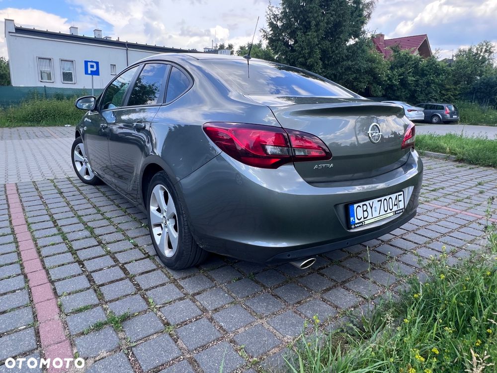 Opel Astra - 5
