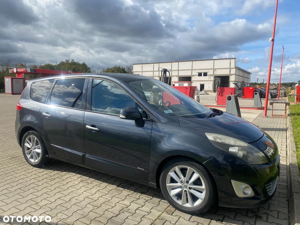 Renault Grand Scenic Gr 2.0 dCi Privilege - 22