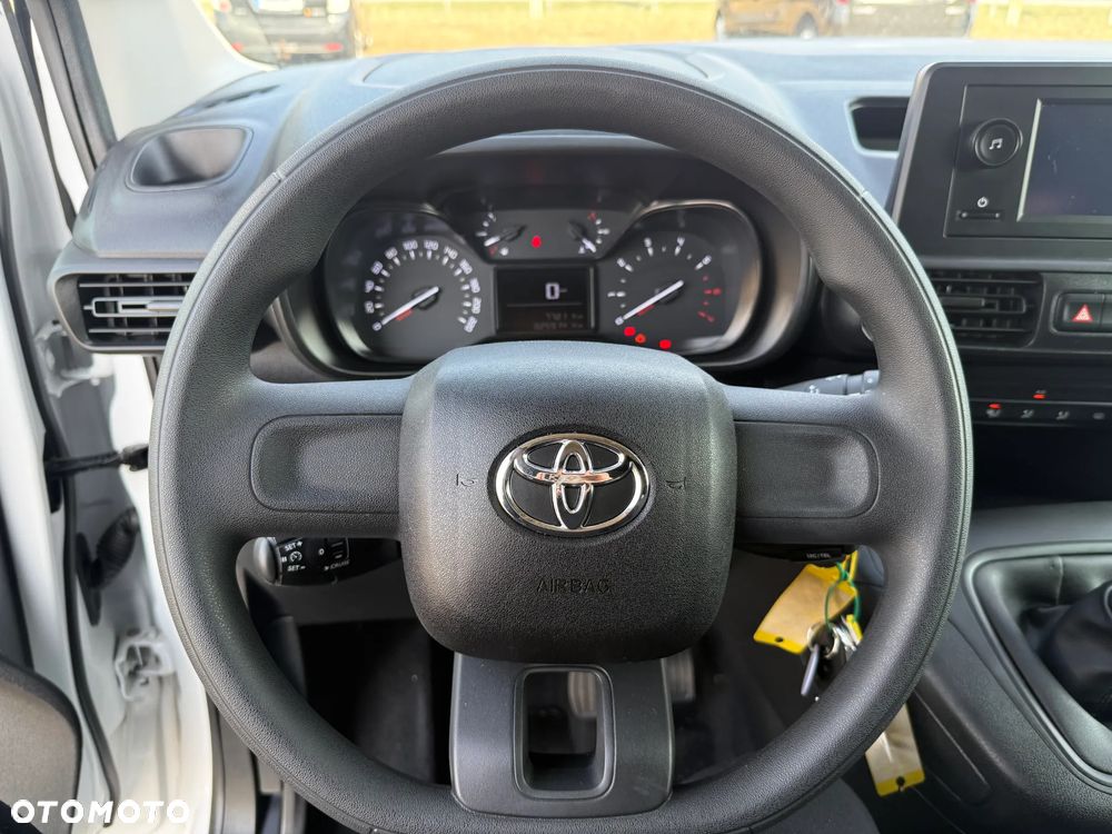 Toyota Proace City - 19