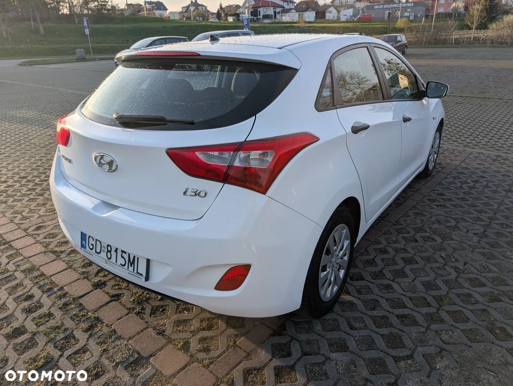 Hyundai i30 1.4 Base - 8