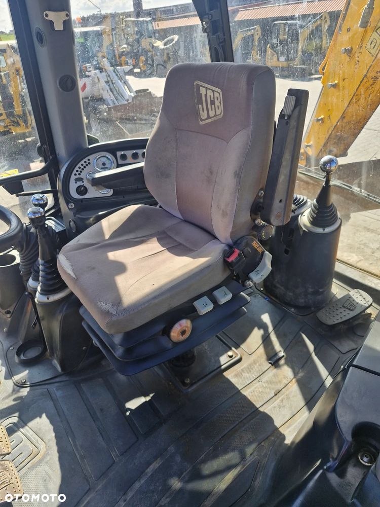 JCB 3cx - 5