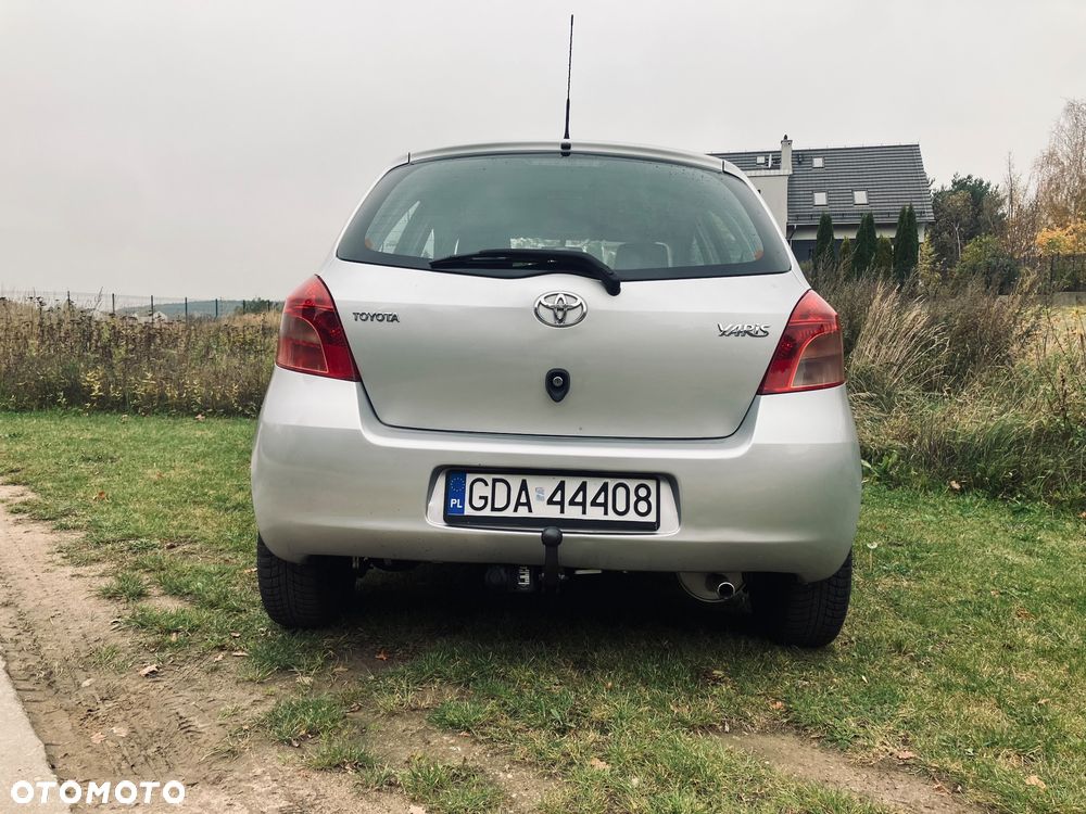 Toyota Yaris - 5