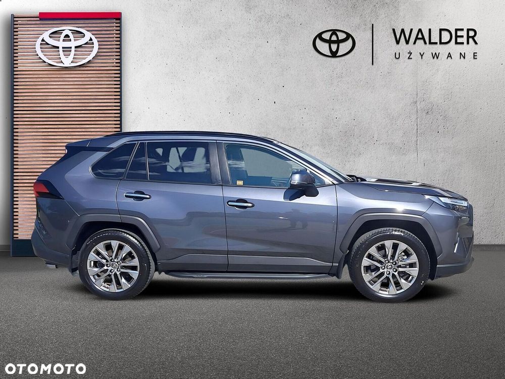 Toyota RAV4 - 7