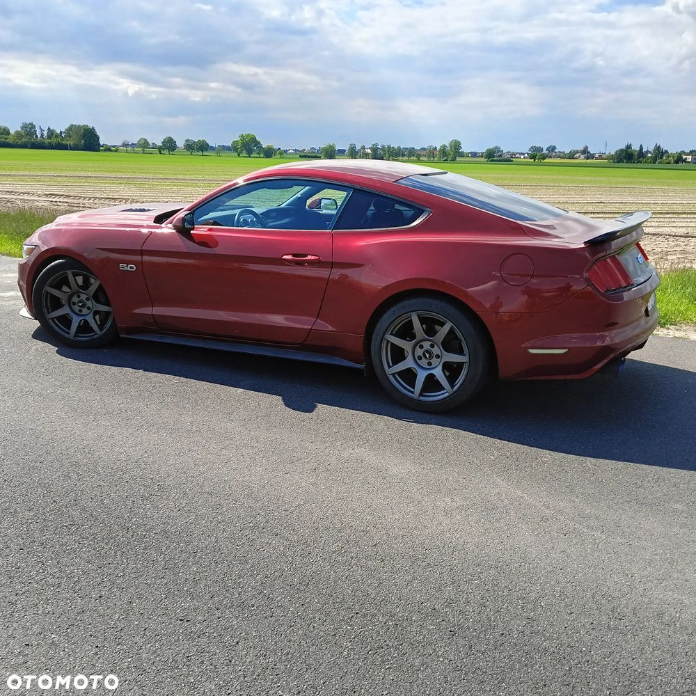 Ford Mustang 5.0 V8 GT - 6