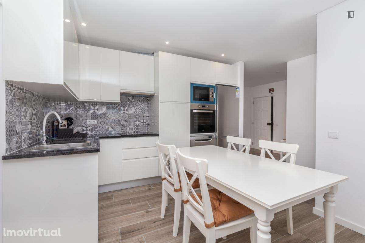 Apartamento com 2 quartos - localizado em Faro - Grande imagem: 4/18