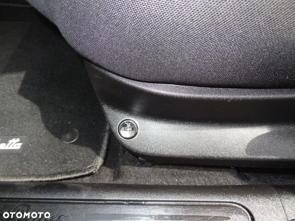 Alfa Romeo Giulietta 1.4 TB 16V Impression - 14