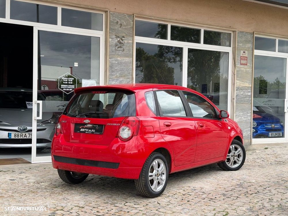 Chevrolet Aveo 1.2 L - 12