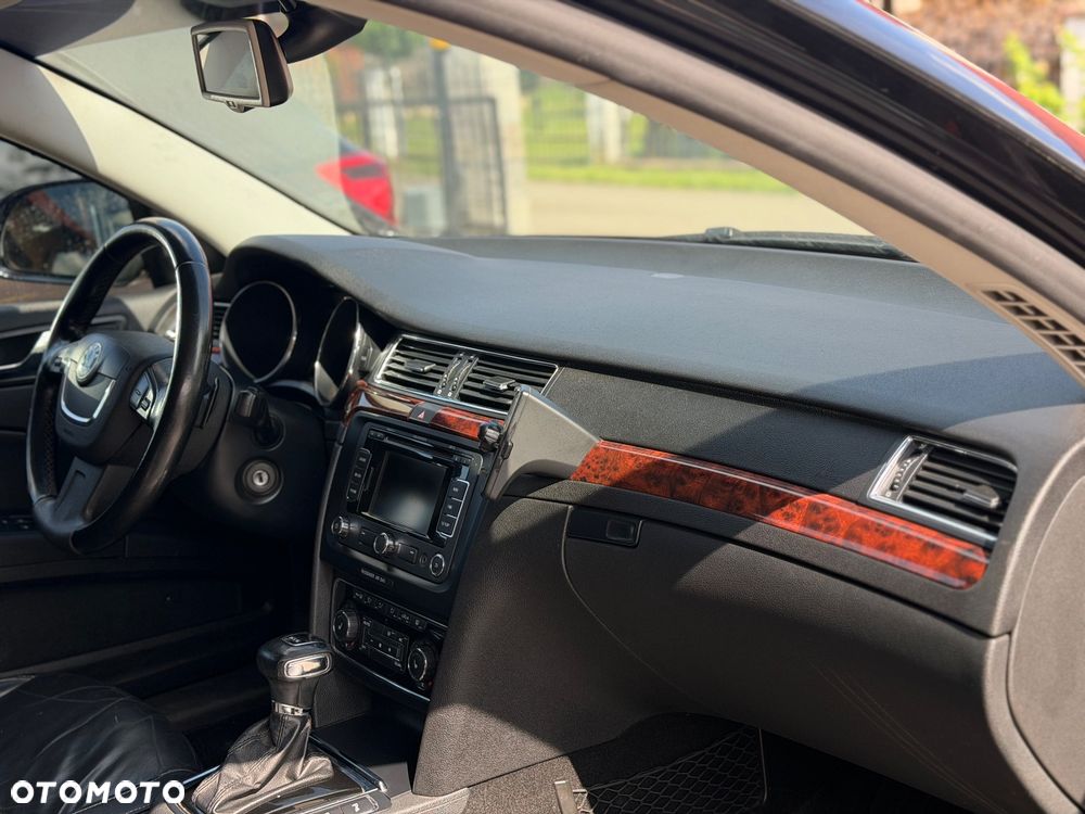 Skoda Superb 2.0 TDI DSG Elegance - 15