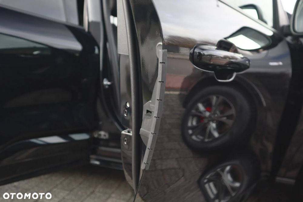 Ford Kuga 2.0 EcoBlue 4x4 ST-LINE X - 21