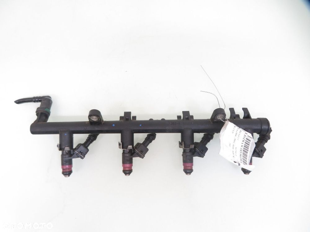 LISTWA WTRYSKOWA RENAULT SCENIC II 1.6 8200135504 - 8