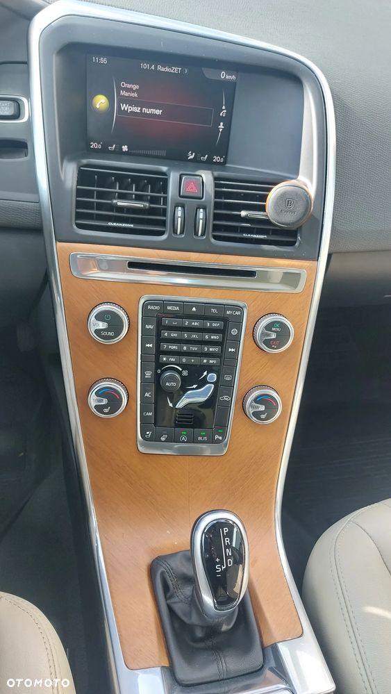 Volvo XC 60 T5 Kinetic - 12