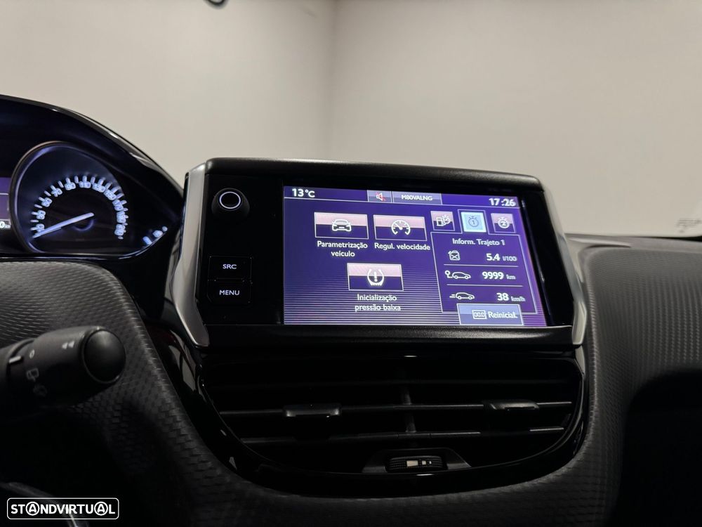 Peugeot 2008 1.6 BlueHDi Crossway - 36