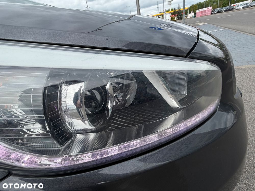 Kia Ceed - 12