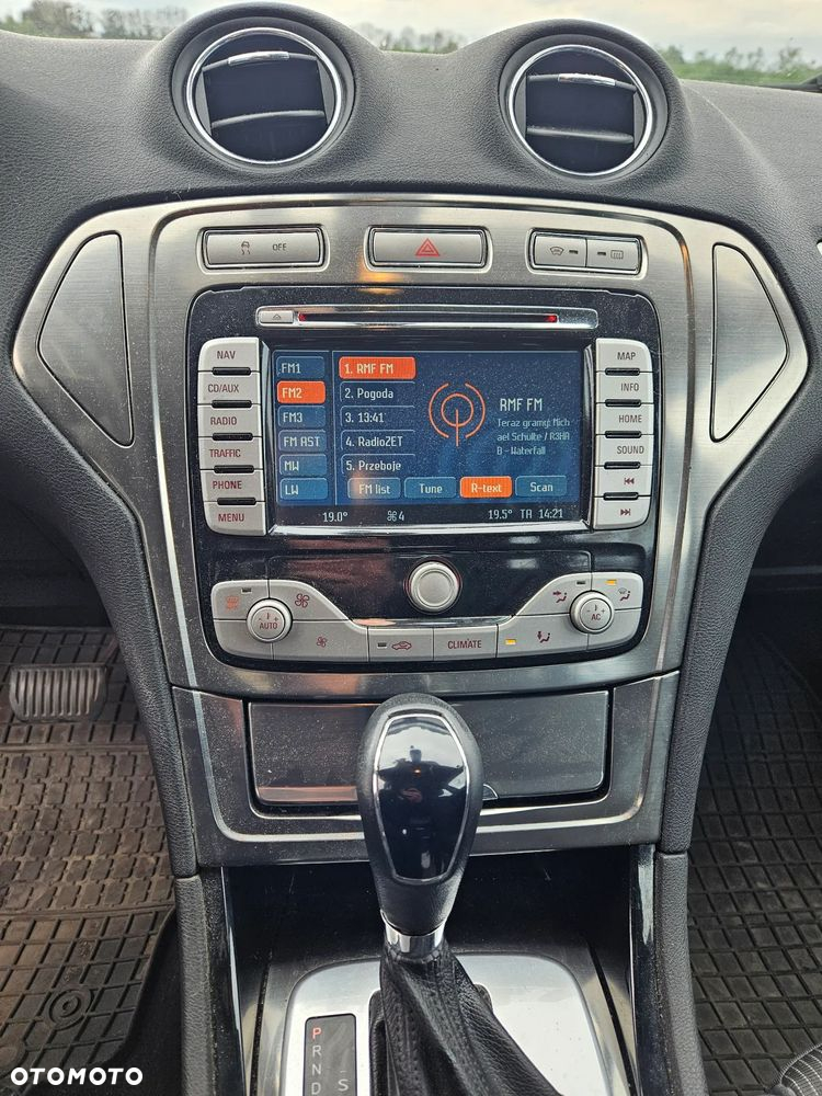 Ford Mondeo 2.0 TDCi Titanium - 23