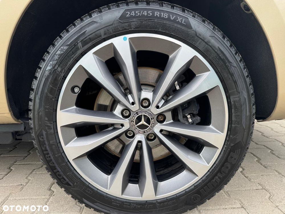 Mercedes-Benz Vito - 14