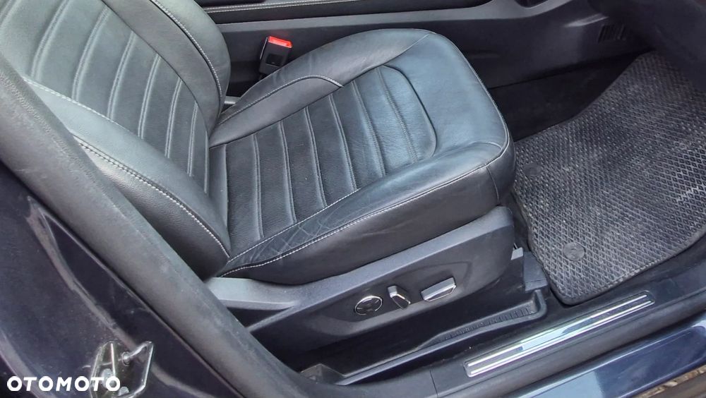 Ford Galaxy 2.0 EcoBlue S&S Allrad TITANIUM - 19