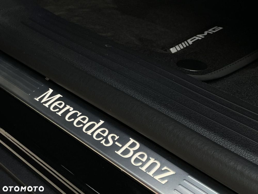Mercedes-Benz GLS - 29