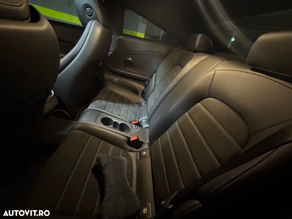 Mercedes-Benz C - 11