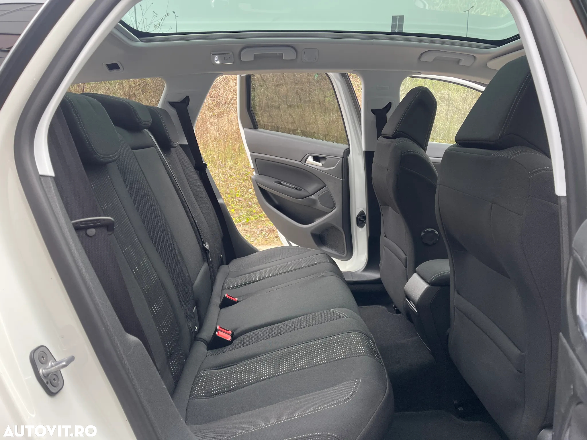 Peugeot 308 SW BlueHDi 120 Stop & Start Business-Line - 28