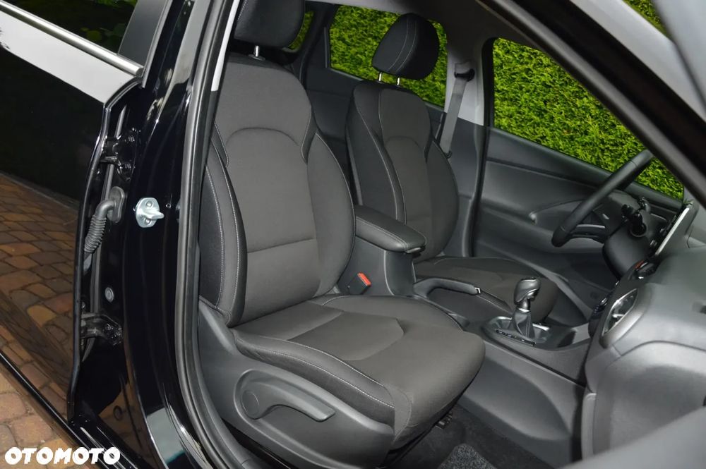 Hyundai i30 1.4 T-GDI Intro Edition - 29