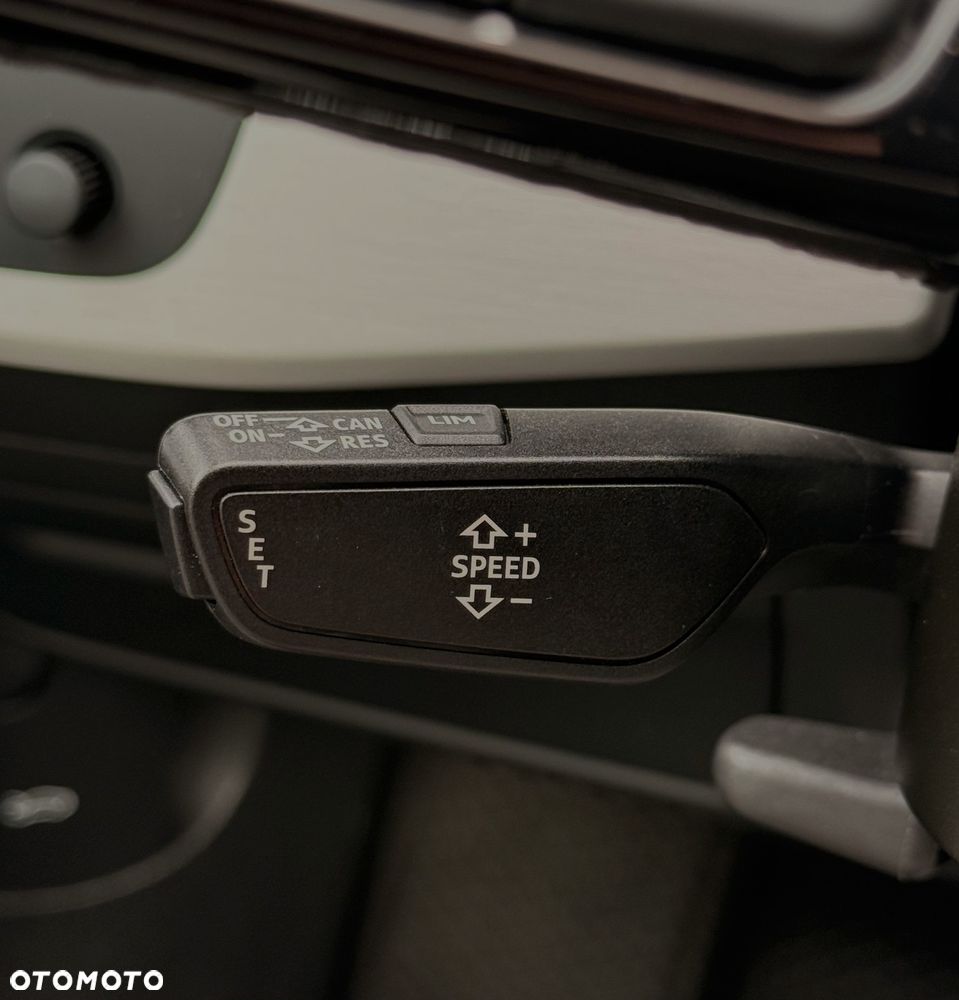 Audi A4 Avant 35 TFSI mHEV S Line S tronic - 27