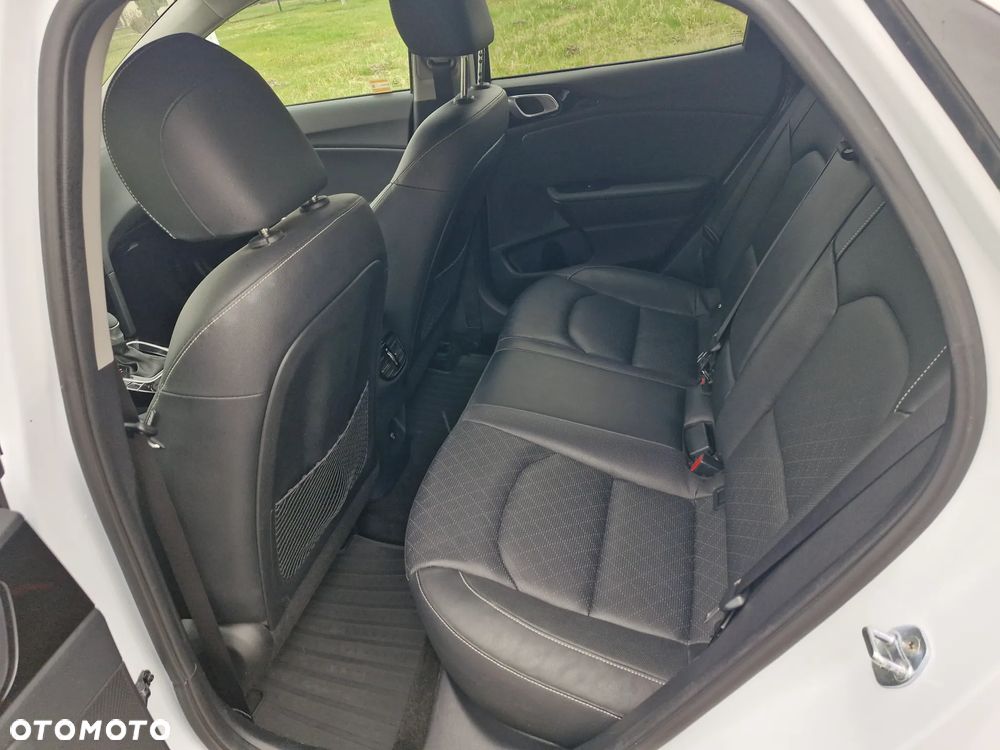 Kia XCeed 1.6 CRDi SCR L Business Line DCT - 18