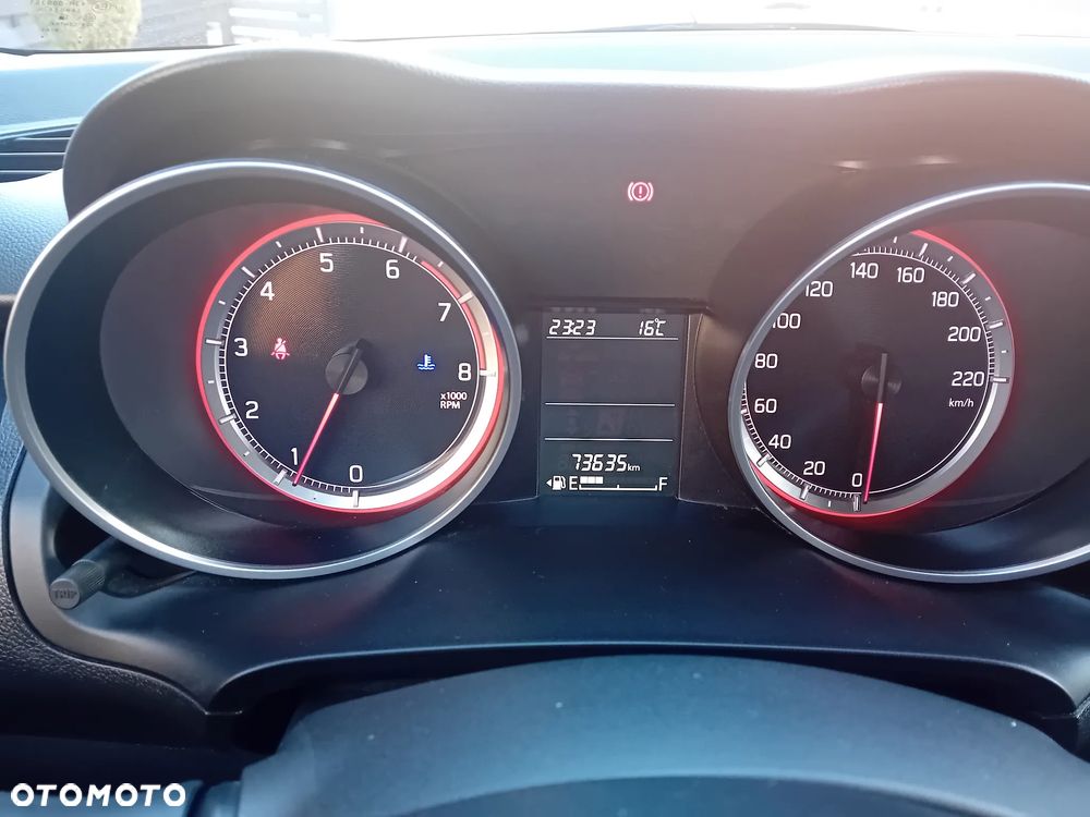 Suzuki Swift 1.2 Dualjet Allgrip Comfort - 25