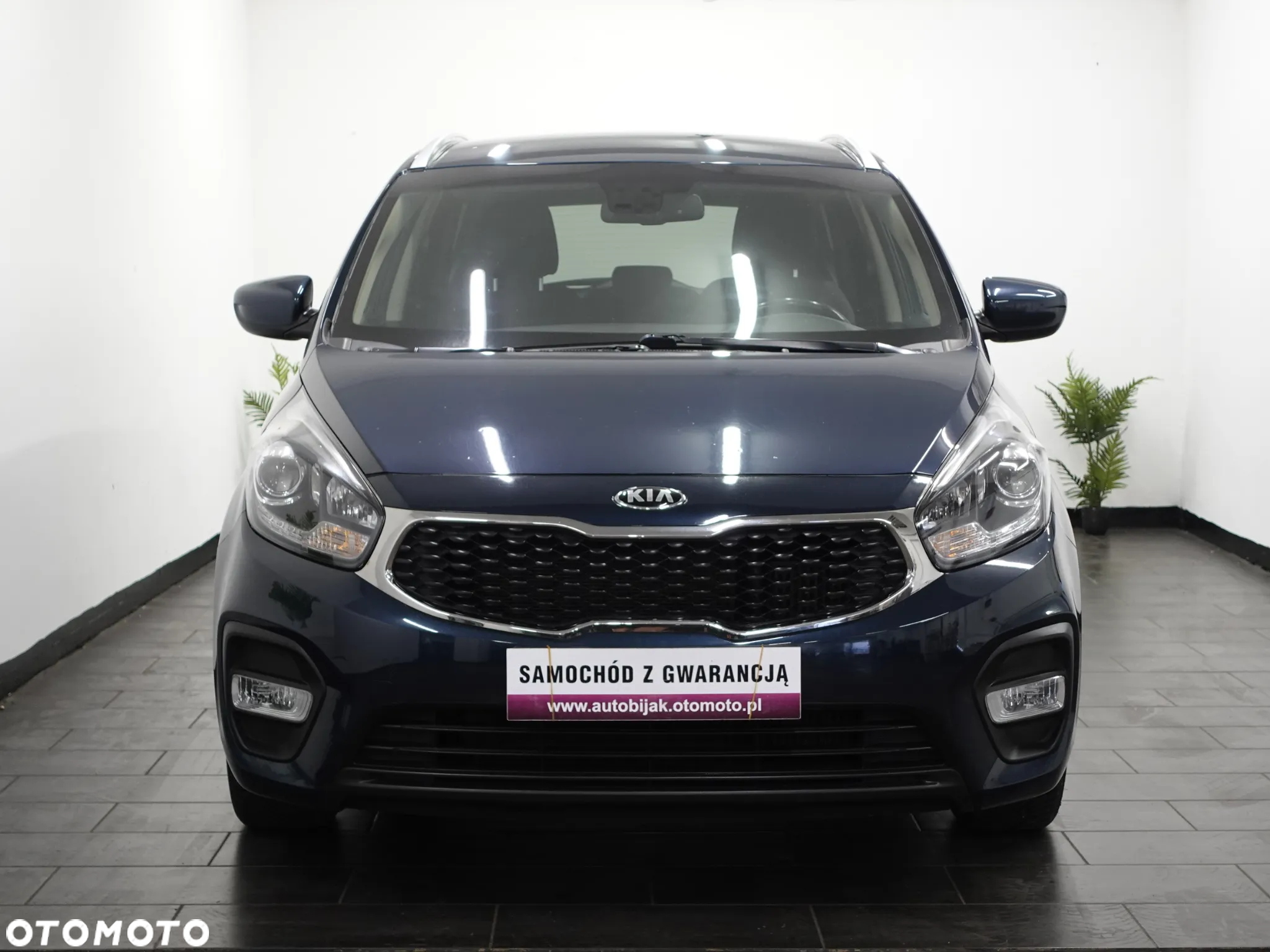 Kia Carens 1.7 CRDi 141 ISG Vision - 11