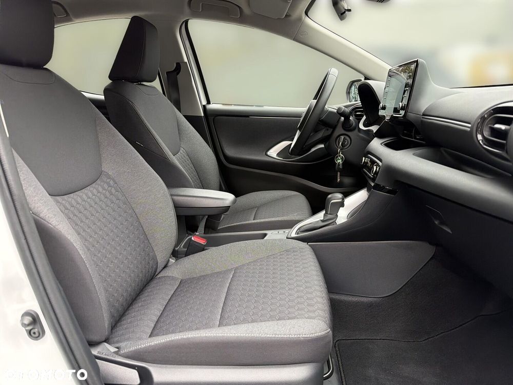 Toyota Yaris - 9