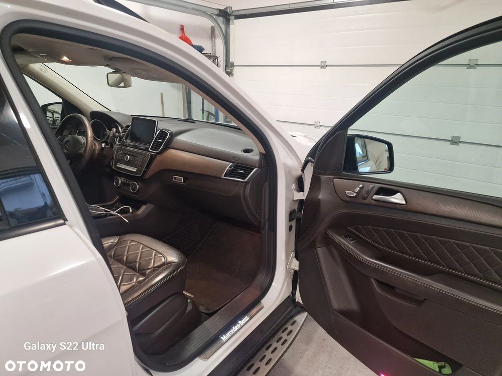 Mercedes-Benz GLE 350 d 4-Matic - 4