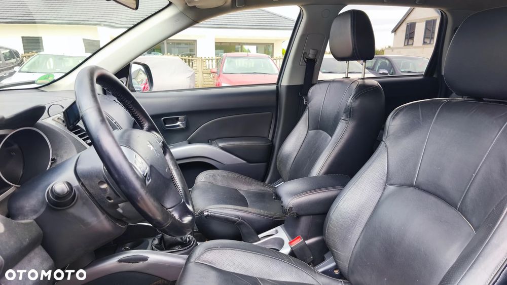 Peugeot 4007 - 19