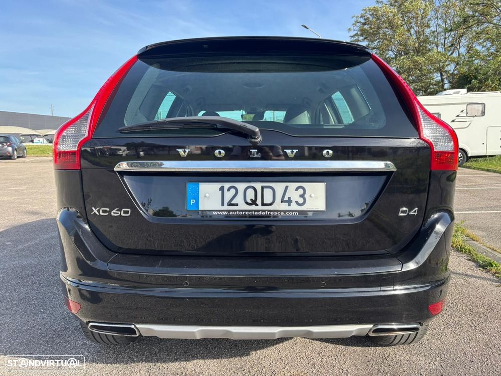 Volvo XC 60 2.0 D4 R-Design - 9