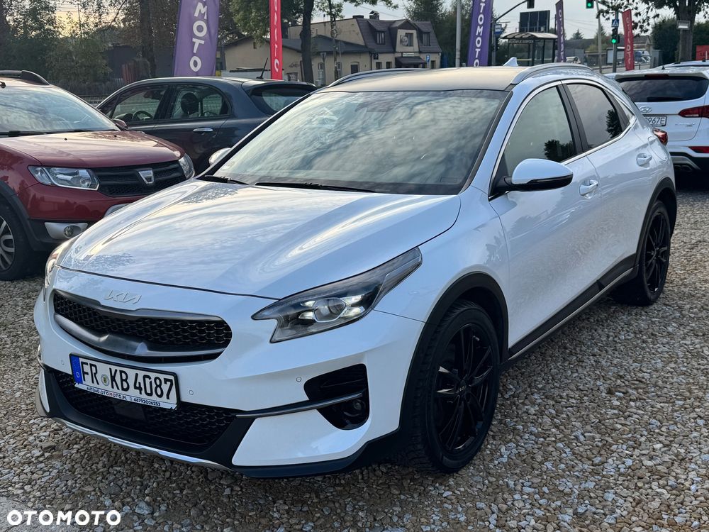 Kia XCeed - 10