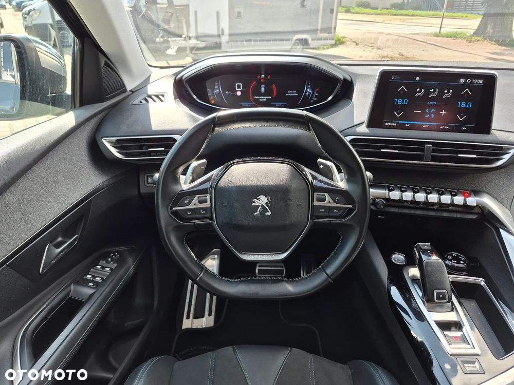 Peugeot 3008 PureTech 130 Stop & Start GPF EAT8 Crossway - 12