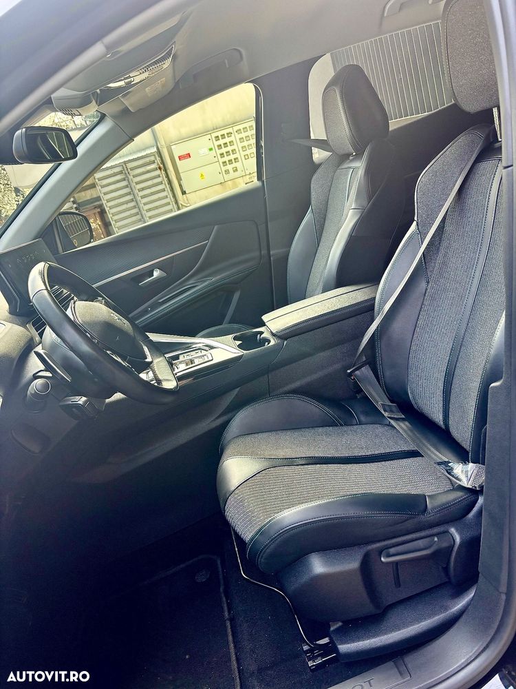 Peugeot 3008 BlueHDi 130 Stop & Start EAT8 Allure - 32