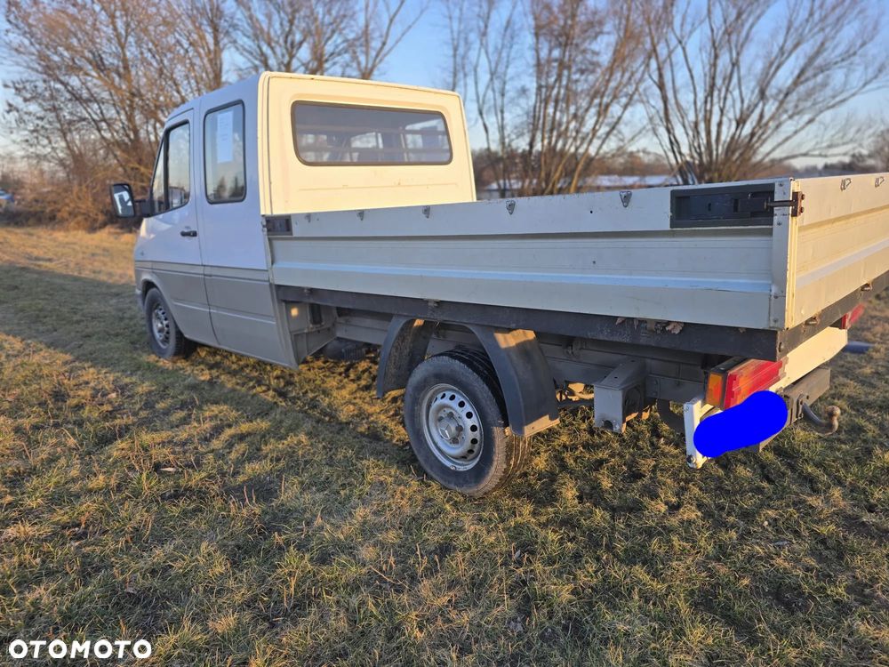 Mercedes-Benz Sprinter - 4