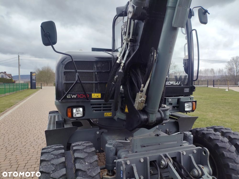 Wacker Neuson EW100 / BLACK EDITION - wersja limitowana / KOPARKA KOŁOWA / ROTOTILT / PŁUG + PODPORY / - 8