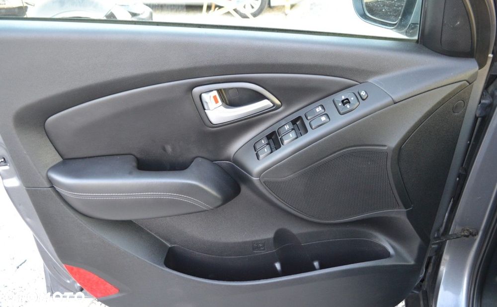 Hyundai ix35 - 23
